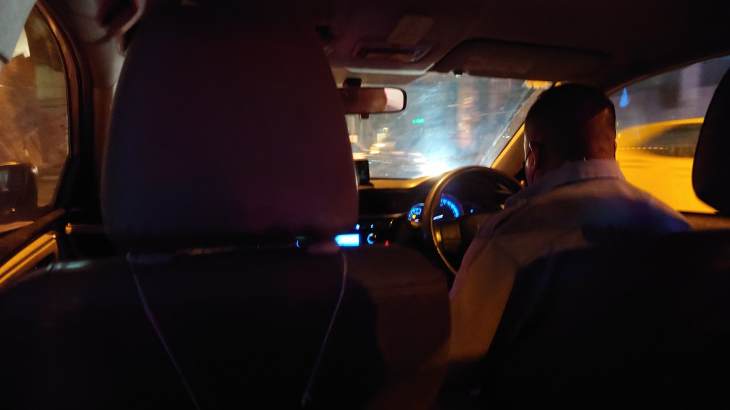 A teď už si jen chytneme taxík